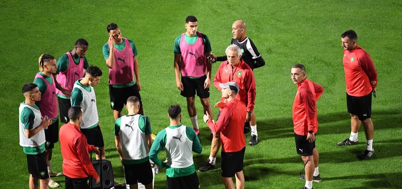  صفوف "الأسود" تكتمل بالتحاق باقي المحترفين.. وخليلهودزيتش متخوف من الغيابات المفاجئة 