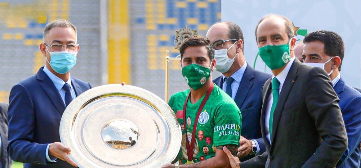 تحت الضغط.. هل يضع الزيات استقالته من رئاسة الرجاء على طاولة حكماء النادي؟