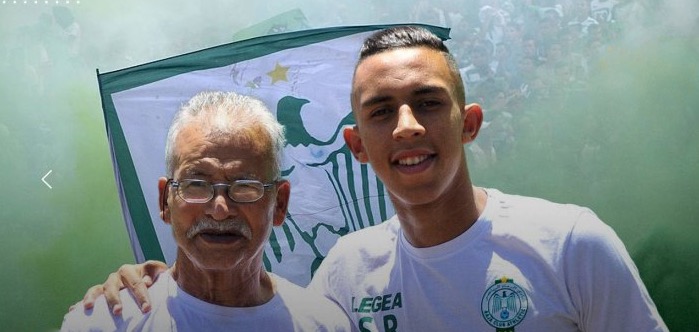  سفيان رحيمي.. فتى الرجاء الذي ينهل من أسطورة "يوعري" ليصل إلى القمّة 