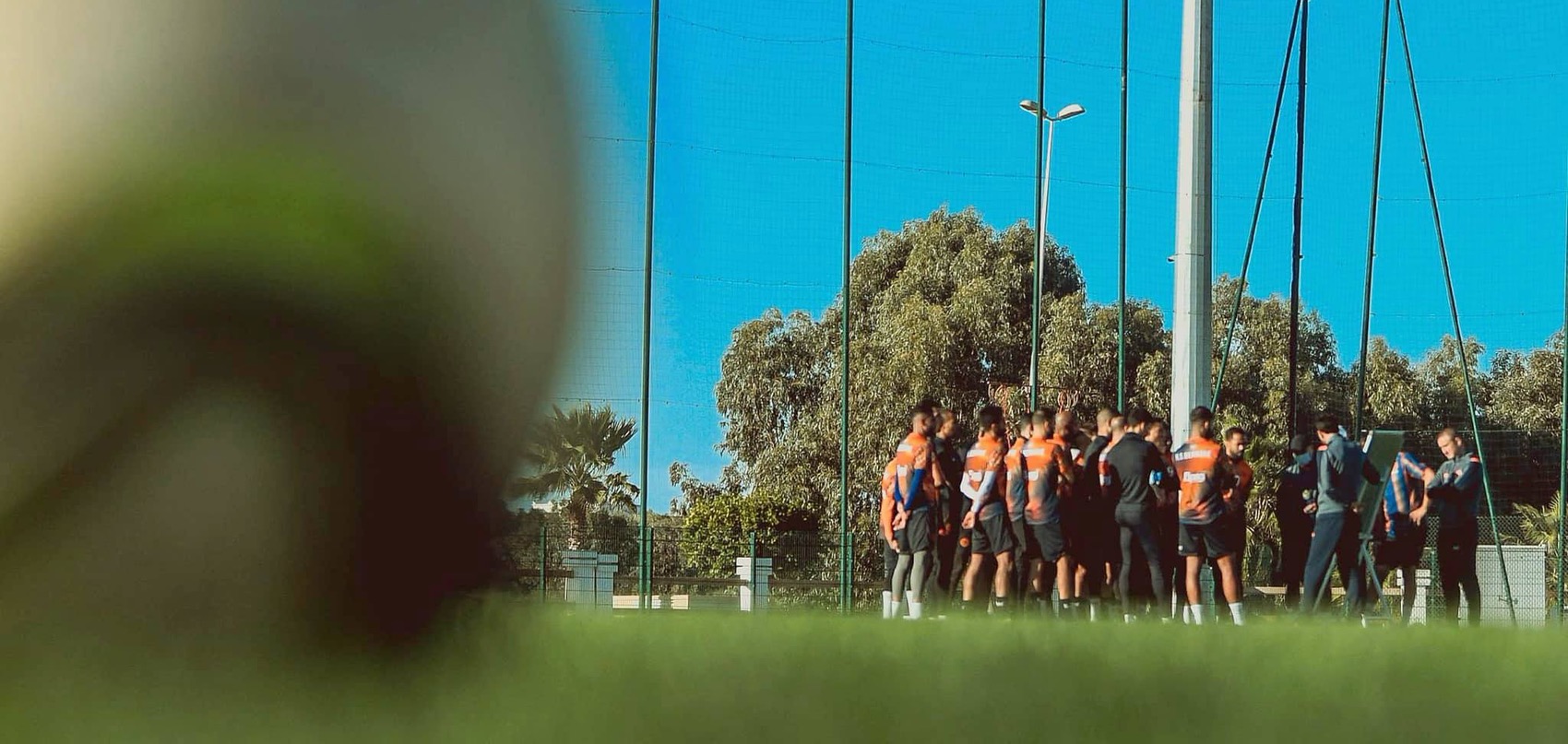 هل اعترض نهضة بركان عن إقامة السوبر الإفريقي في القاهرة ضد الأهلي المصري؟