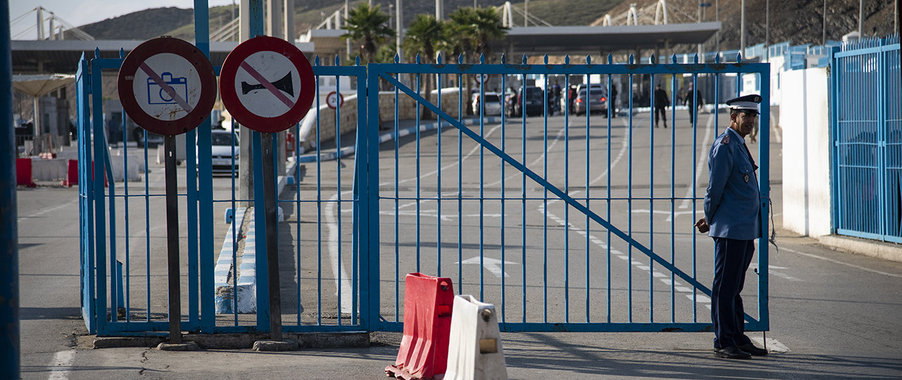 الحكومة الإسبانية تفتح "حوارا مرنا" مع المغرب لإنهاء "حصار سبتة".. وخمسة قضايا على الطاولة