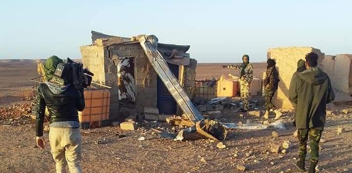 التلفزيون الجزائري يعلن دخول الصحراء لنقل "المعارك".. فهل قصف الجيش المغربي بيوت "مدنيين صحراويين"؟