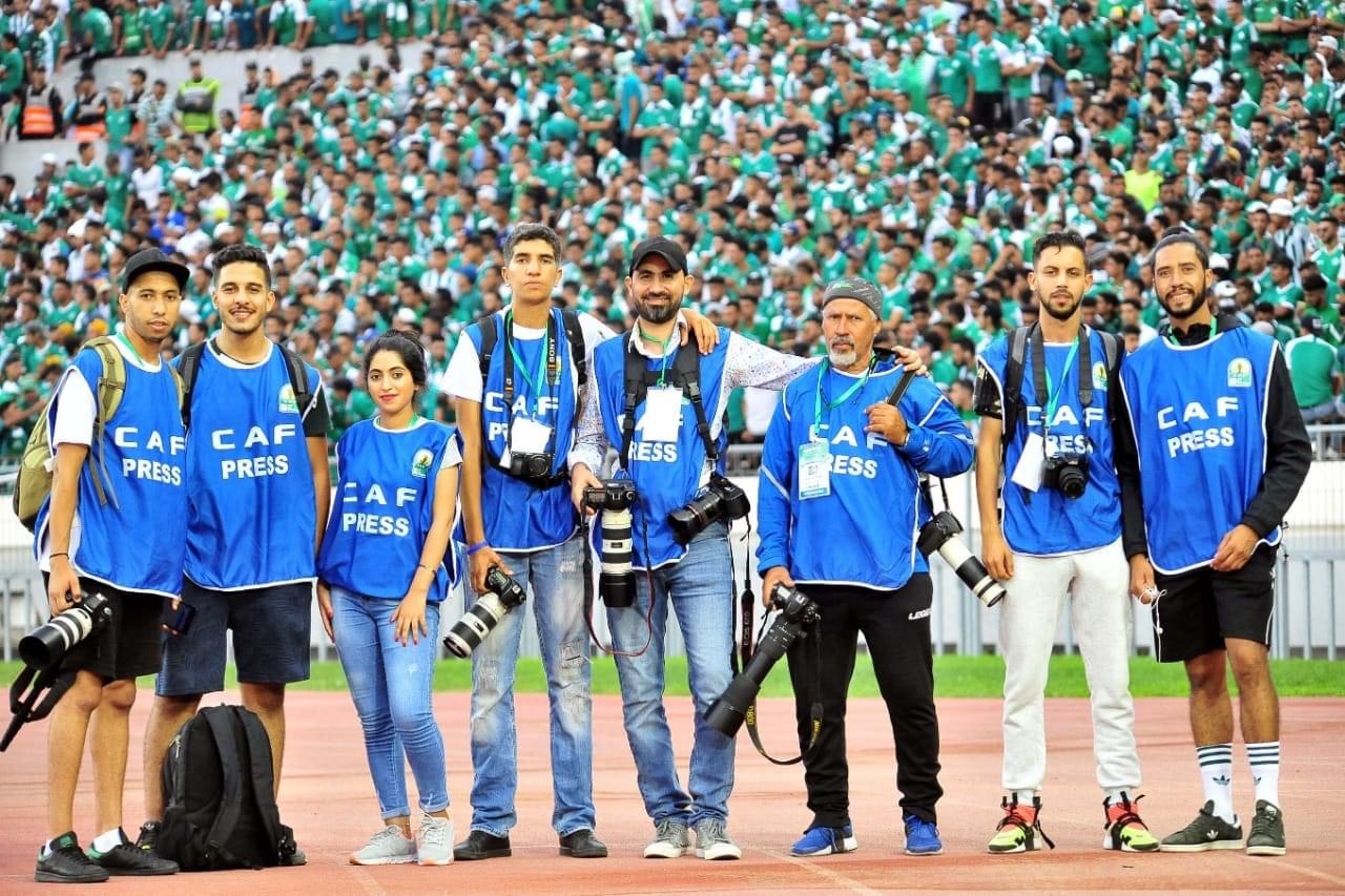 بعد فرض الجامعة لقيودها على الصحافة..تغطية مباريات البطولة تخضع للمحسوبية والانتقائية!