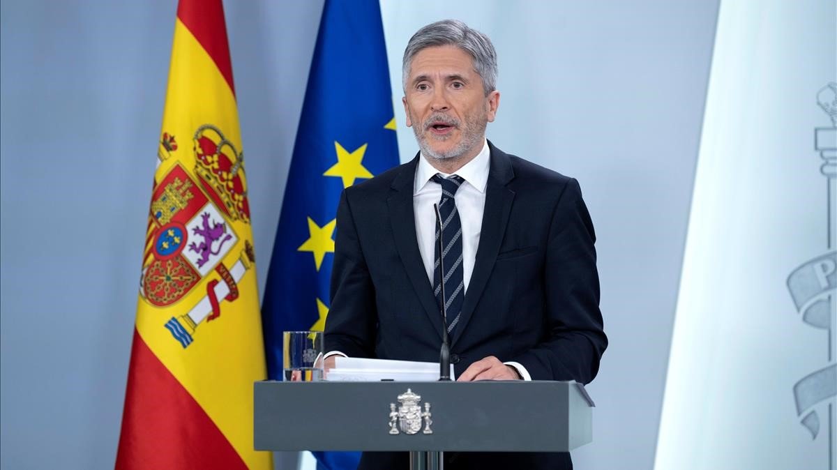  بعد التوتر بين الرباط ومدريد حول الصحراء وسبتة ومليلية.. وزير داخلية إسبانيا: علاقاتنا ممتازة مع المغرب 