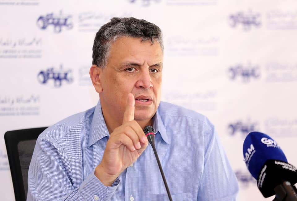  وهبي يطرق أبواب الأحزاب لدعم مقترح ترشيح معتقلي الريف.. هل تسري عبارة "الوطن غفور رحيم" على الزفافي ورفاقه؟ 