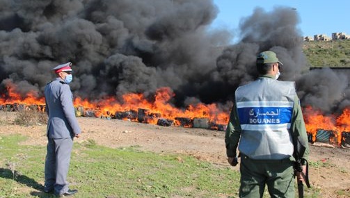  طنجة : إتلاف أزيد من 14 طنا من المخدرات خلال سنة 2020 