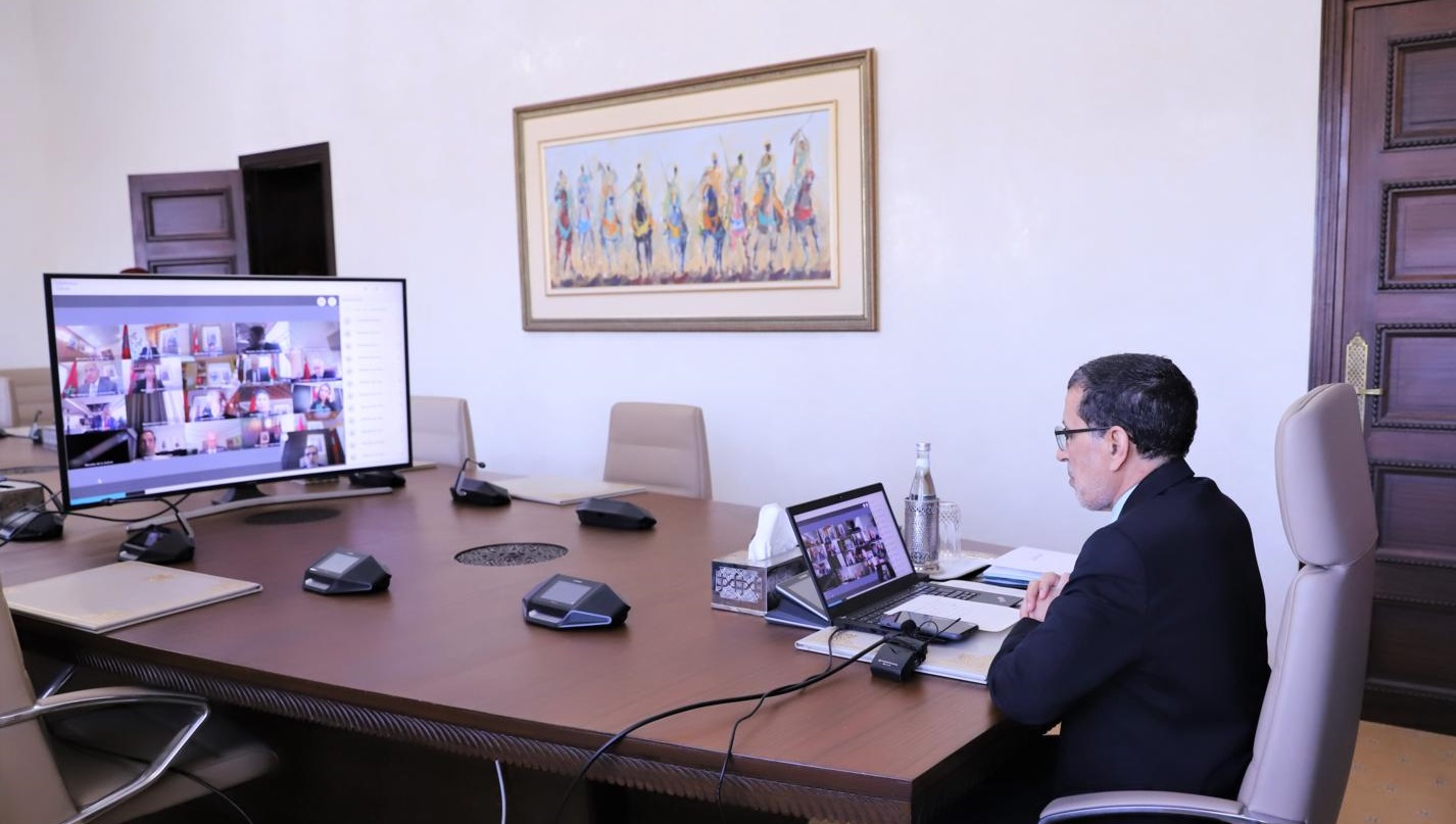 الحكومة تصادق على مشروع مرسوم يتعلق بتنظيم مراجعة استثنائية للوائح الانتخابية الخاصة بالغرف المهنية