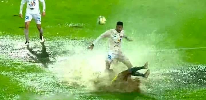  فضيحة "دونور".. عندما "عرّت" أمطار بالميليمترات  على إهدار 22 مليار سنتيم 