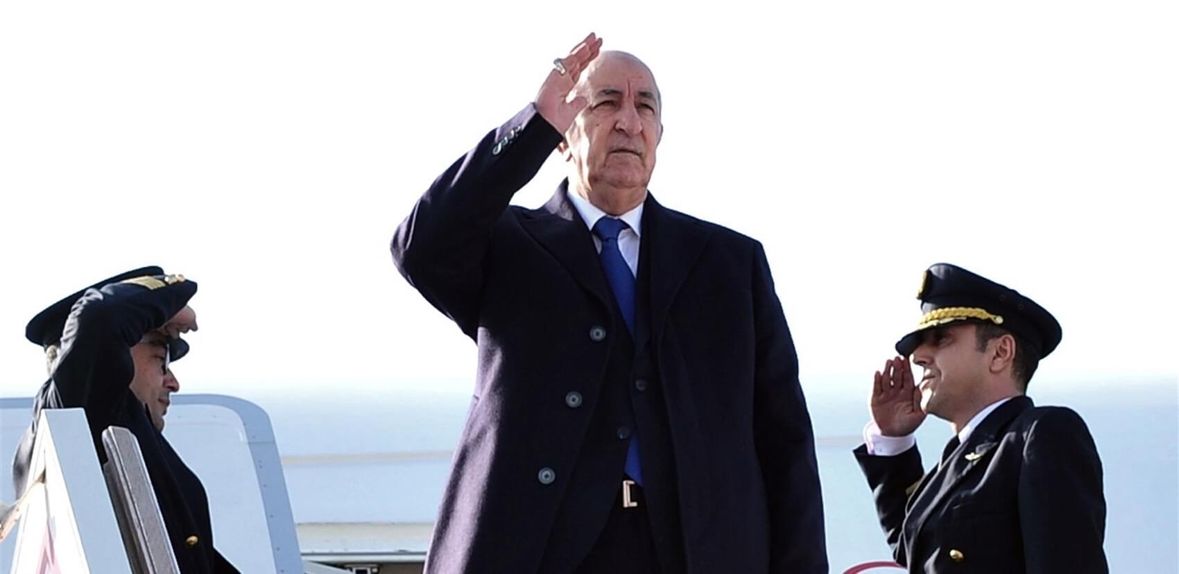  "مَرض الرؤساء" مازال يُفرغ السلطة في الجزائر.. الرئيس عبد المجيد تبون يعود إلى ألمانيا لإجراء عملية جراحية 