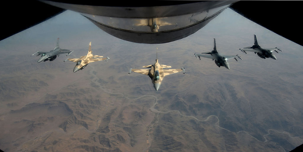 هل اقتربت الحرب؟ الجيش المغربي يرد على التحرك العسكري الجزائري بمناورات مع القوات الأمريكية