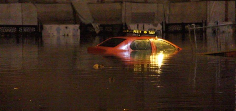 أمطار غزيرة تُغرق مدينة الدار البيضاء الكبرى وتفضح هشاشة البنية التحتية