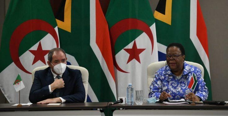  جنوب إفريقيا تُعرب عن آمالها بتراجع بايدن عن الاعتراف الأمريكي بمغربية الصحراء 