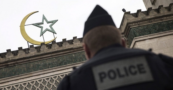 وزير العدل البلجيكي يتهم المغرب بـ"التجسس" على مساجد بلاده.. وسفير المملكة: تصريحات الوزير عدوانية