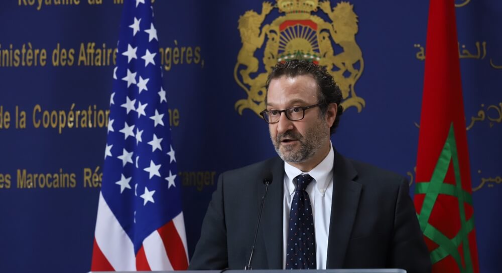  يَزور المغرب والجزائر.. مساعد وزير خارجية الولايات المتحدة يزور البلدين من أجل تعاون أمني واستقرار أكبر في المنطقة 