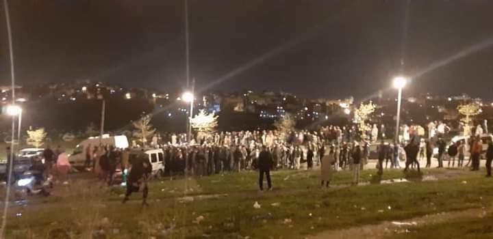 سلطات طنجة تشرع في دفن ضحايا "المعمل المشؤوم" تحت جنح الظلام و28 شخصا في قائمة القتلى