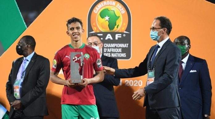  الـ "Fake News" تعرض خدمات رحيمي على أندية عدة.. ومارسيليا تنفي توسط لارغيت! 