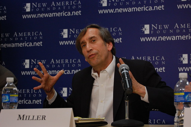  المفاوض الأمريكي السابق في الشرق الأوسط آرون ميلر للصحيفة: لهذه الأسباب.. بايدن لن يتراجع عن مغربية الصحراء 