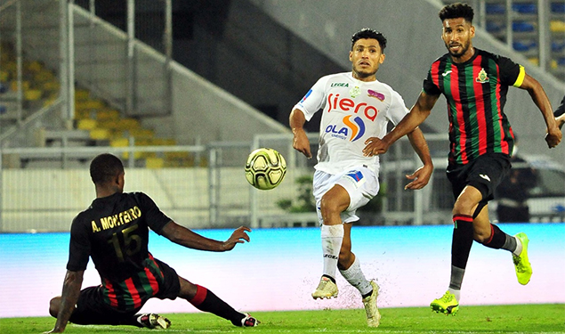 التعادل الإيجابي يحسم "كلاسيكو" الرجاء والجيش من البطولة الاحترافية