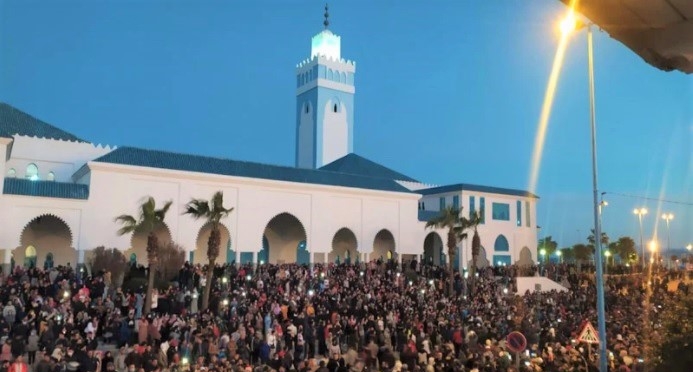 سبتة تتراجع عن وقفتها الاحتجاجية يوم الجمعة.. والسلطات المغربية تسارع لمنع وقفة أخرى في الفنيدق