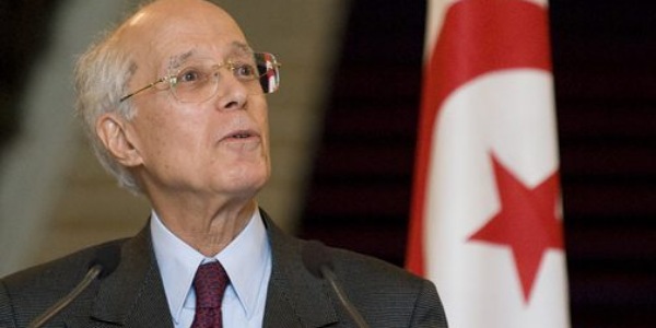  وزير خارجية تونس الأسبق: الجزائر وليبيا القذافي اشترتا الأصوات الإفريقية لصالح البوليساريو بالأدوية والنفط والدولارات 