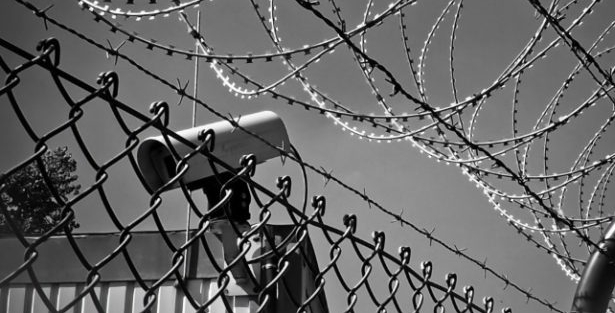  اليمين الإسباني يحتج على حكومة سانشيز بعد قرارها منح المغرب كاميرات مراقبة حدودية بـ10 ملايين أورو 