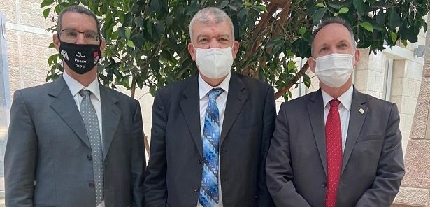  وصول رئيس مكتب الاتصال المغربي إلى تل أبيب.. ووزارة الخارجية الإسرائيلية: هذا "يوم تاريخي" 