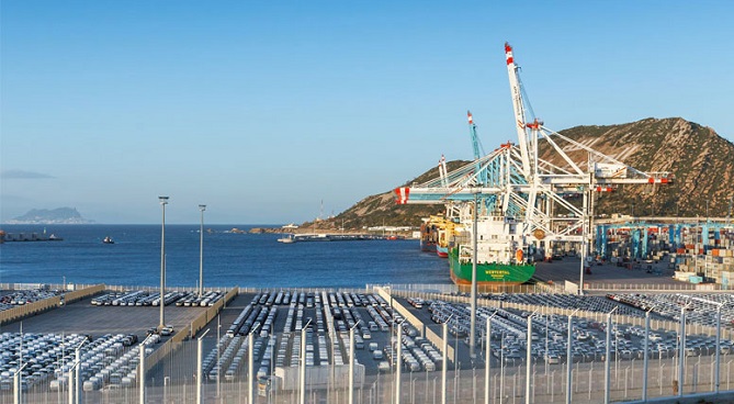 الرواج المينائي المغربي يقارب 93 مليون طن وفق توقعات 2022