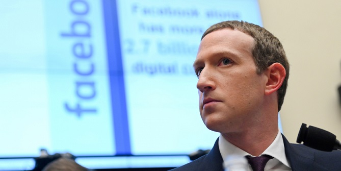  "فيسبوك" يعد باستثمارات بقيمة مليار دولار في وسائل الاعلام الأسترالية 