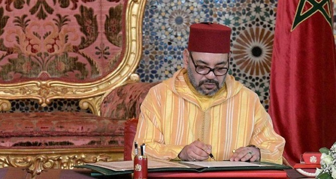  الملك محمد السادس مهنئا البقالي بالذهبية الأولمبية: تتويج مستحق رفعت به راية المغرب 