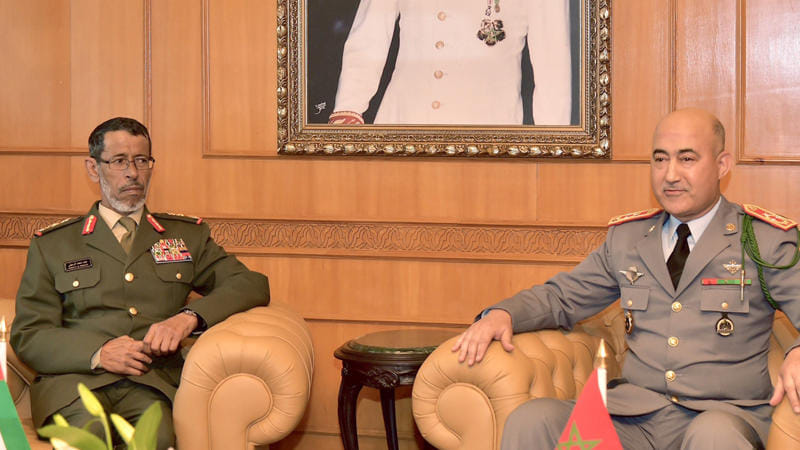 بتعليمات ملكية.. وزير إدارة الدفاع والمفتش العام للقوات المسلحة يستقبلان رئيس الأركان الإماراتي