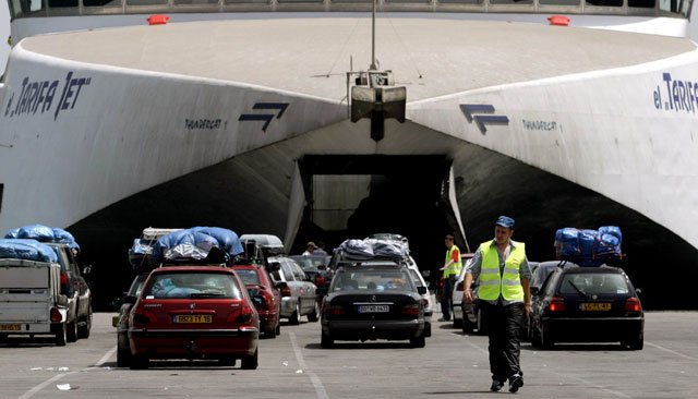  الحدود مغلقة مع إسبانيا وفرنسا وإيطاليا.. هل تلغي "كورونا المتحورة" عملية "مرحبا" مرة أخرى؟ 