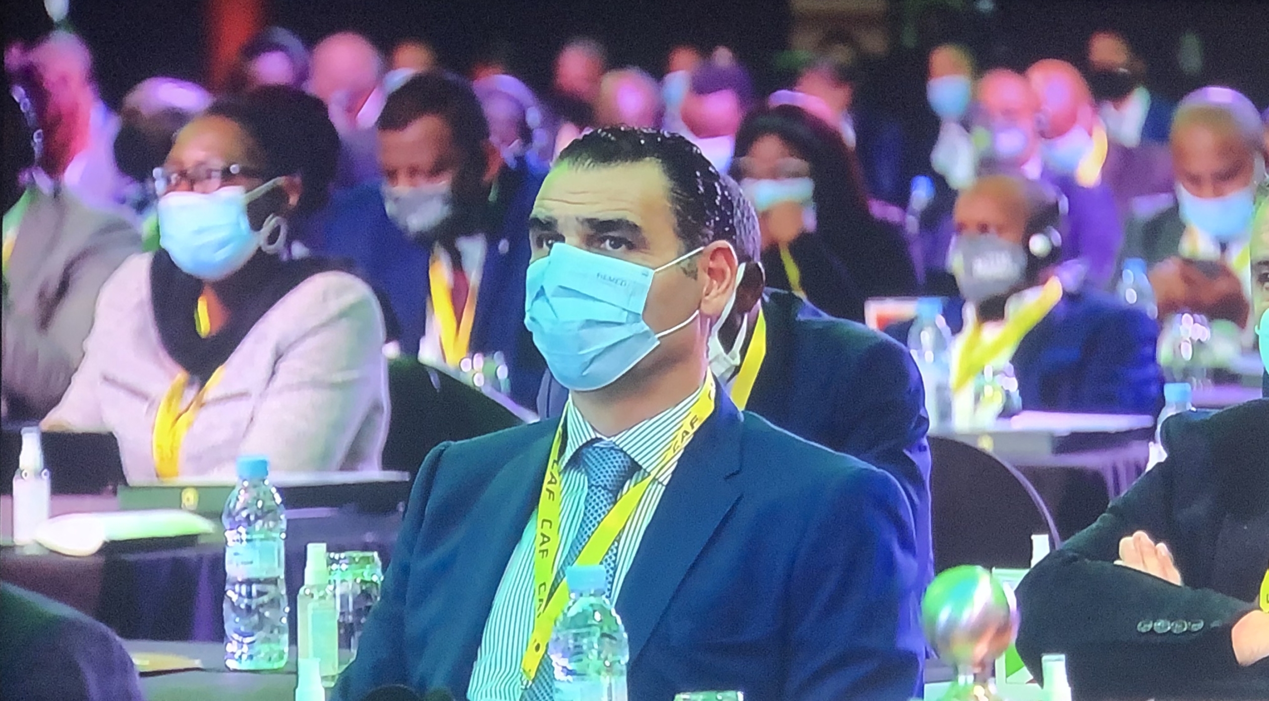  الجزائري زطشي ينسحب من المنافسة على عضوية الـ FIFA لحساب لقجع وأبو ريدة 