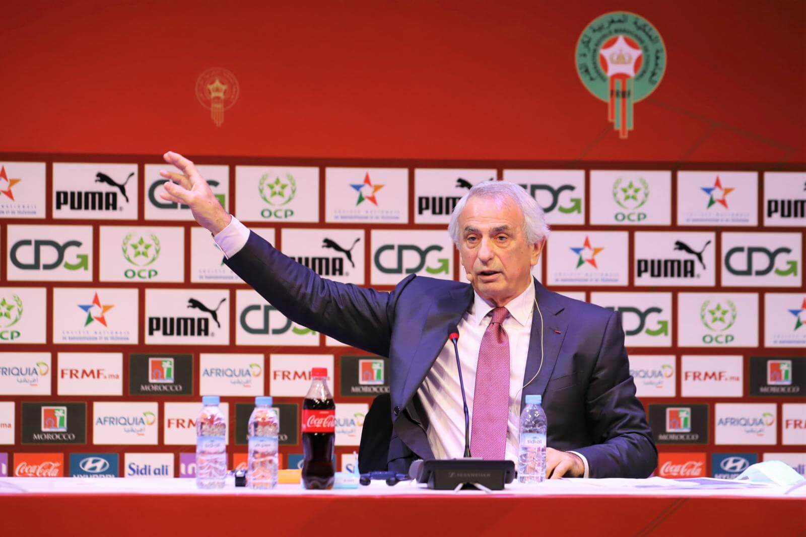  الغاضبون من اختيارات حاليلهوزيتش.. مشكل تواصل أم صدام أجيال؟ 