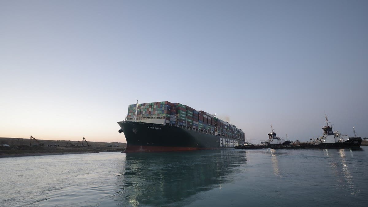  استئناف حركة الملاحة بقناة السويس بعد توقف استمر لنحو أسبوع 