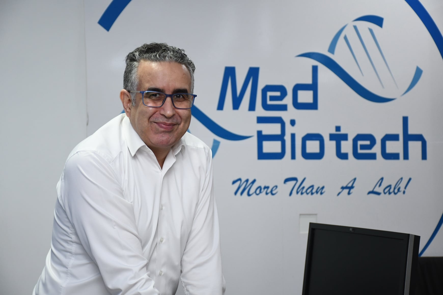  الإبراهيمي للصحيفة: لا علاقة علمية بين "أسترازينيكا" والأعراض الجديدة واللقاح المغربي مختلف عن الأوروبي 