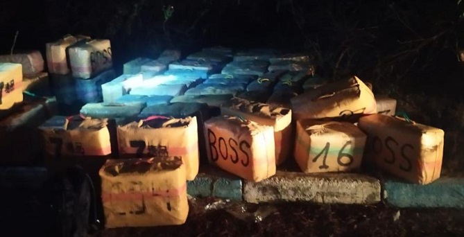 إحباط محاولة تهريب 4 أطنان من الحشيش بأصيلة