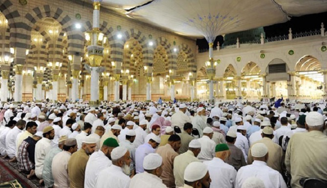 السعودية تعلن عن فتح المسجد النبوي الشريف لصلاة التراويح