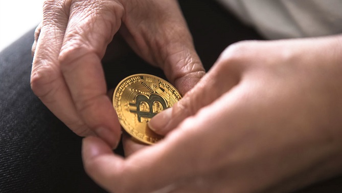 تداول عملة البيتكوين في المغرب يرتفع بشكل قياسي رغم المنع