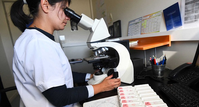 باحثون يكتشفون الجين المسؤول عن أحد أكثر أنواع سرطان الثدي فتكا