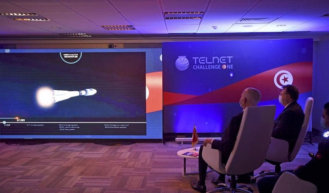 تونس تطلق أول قمر صناعي محلي الصنع بالكامل