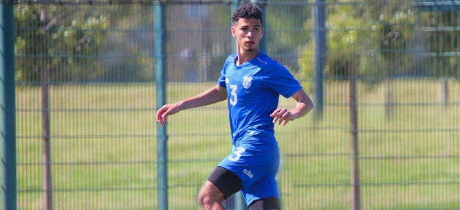 بعد تألقه السريع.. مدرب اتحاد طنجة يُلحق مفاجأة الأمل بالفريق الأول