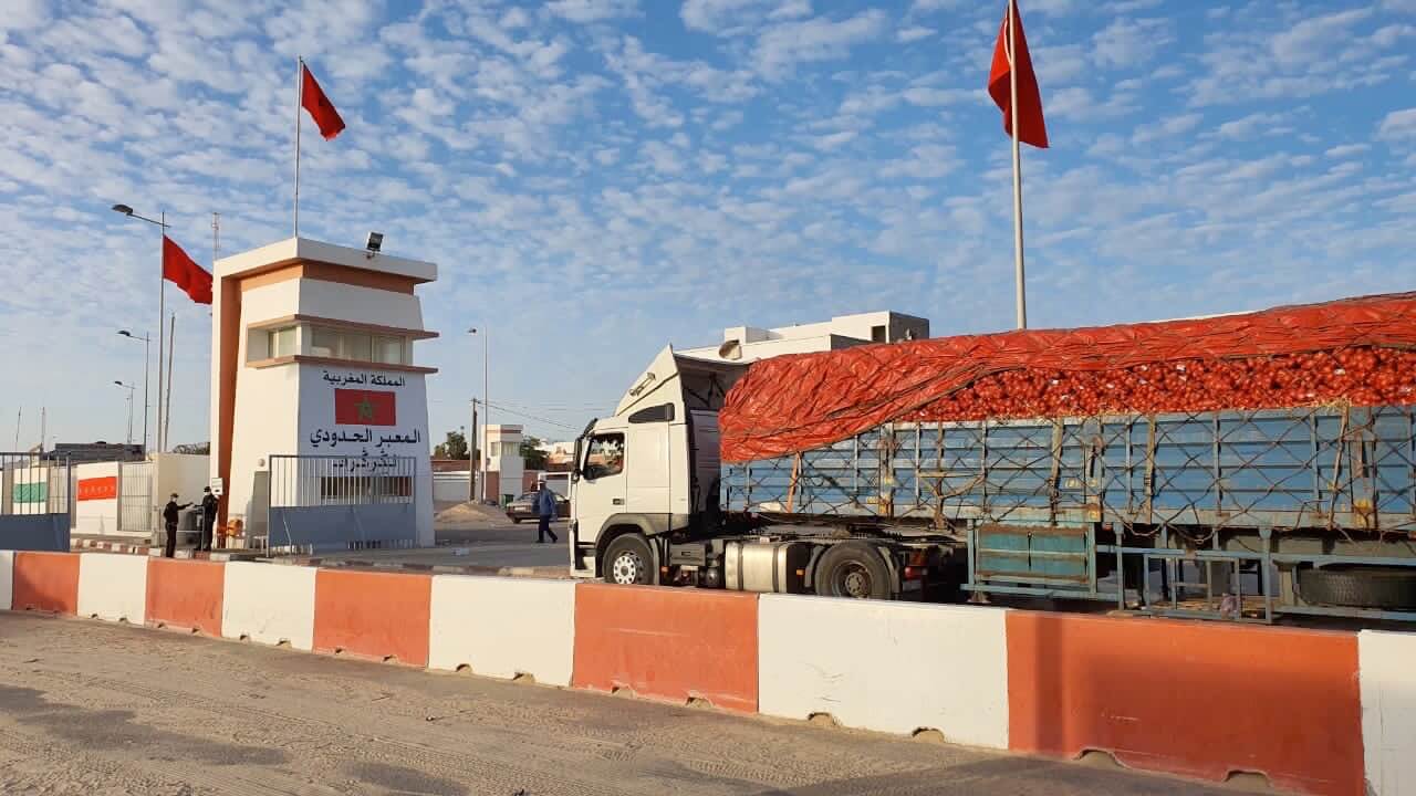 بَعد الموقف "السلبي" لموريتانيا من إغلاق الكركارات.. المغرب يُخطط لنقل 70٪ من بضائعه إلى إفريقيا عبر ميناء الداخلة