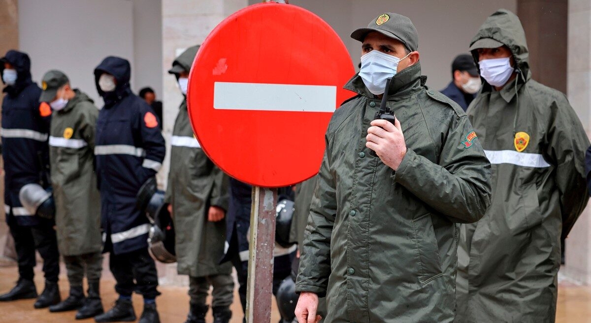 سلطات الرباط تمنع أي تجمع بالشارع العام "تفاديا لكل ما من شأنه خرق مقتضيات حالة الطوارئ الصحية"