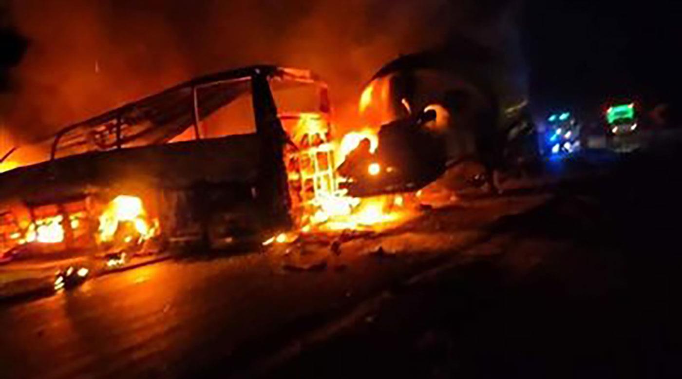  مصر... مقتل 20 شخصا في حادث تصادم بين مركبتين 