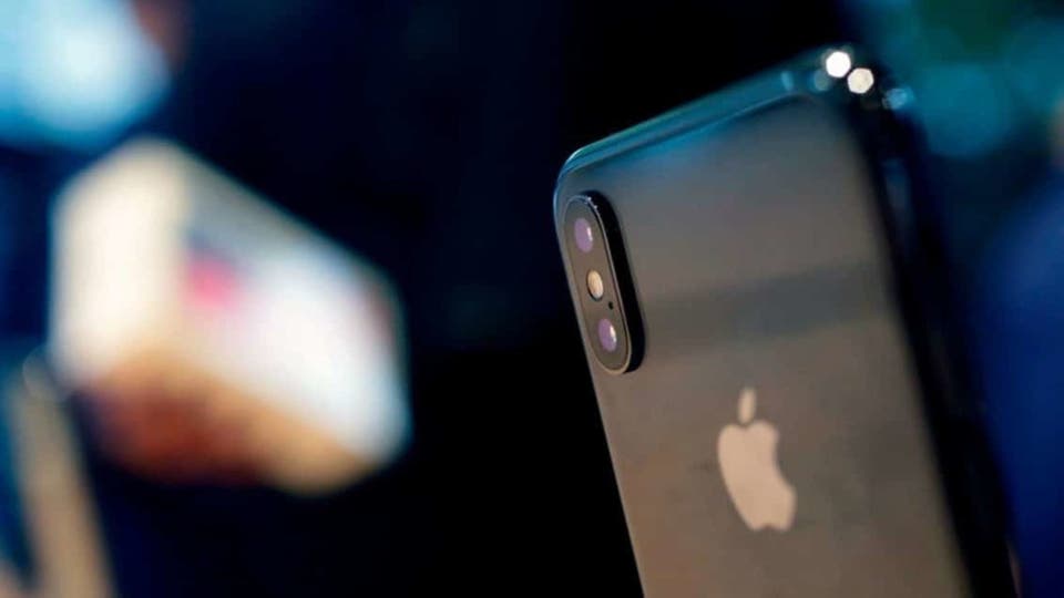 سرقة ملفات خطيرة من "آبل" والهاكرز يهددون بفضح أسرار تزلزل العالم