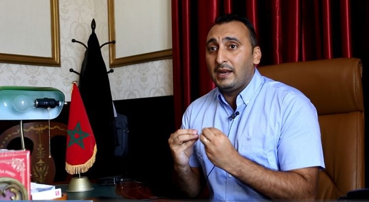 الحزب المغربي الحر يتهم أخنوش باستغلال فقر المعوزين لأغراض انتخابية