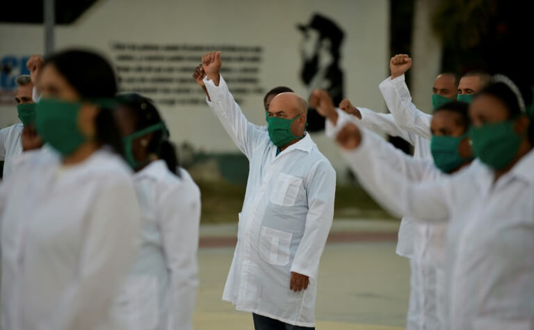  تعميم التغطية الصحية يفرض جلب أطر صحية أجنبية.. هل يُطبق المغرب فكرة التعاقد مع أطباء من كوبا؟ 