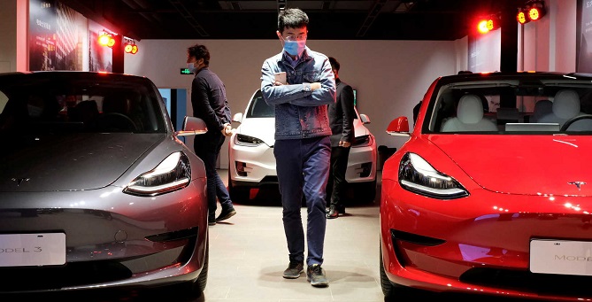 شركة تسلا تسجل أرباحا فصلية قياسية