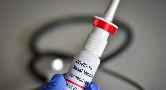  لقاح بقطرات للأنف.. خبير أوبئة روسي يزف بشرى نهاية كورونا 