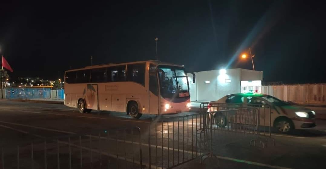  اتفاق مغربي إسباني لترحيل جميع المهاجرين المغاربة الذين دخلوا سبتة سباحة 